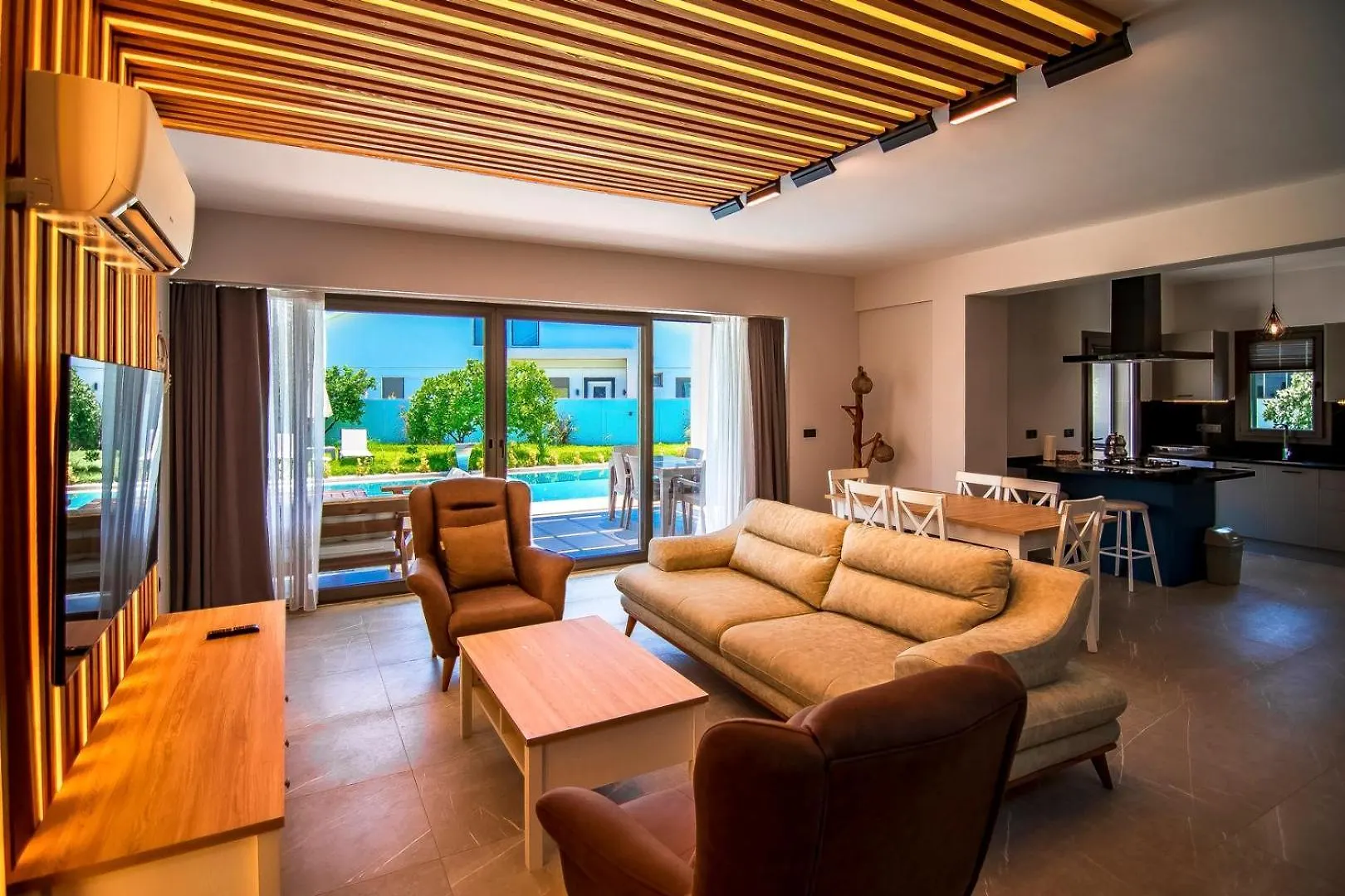 Plaja Yakin Lueks Villa Fethiye 0*,  Turcja