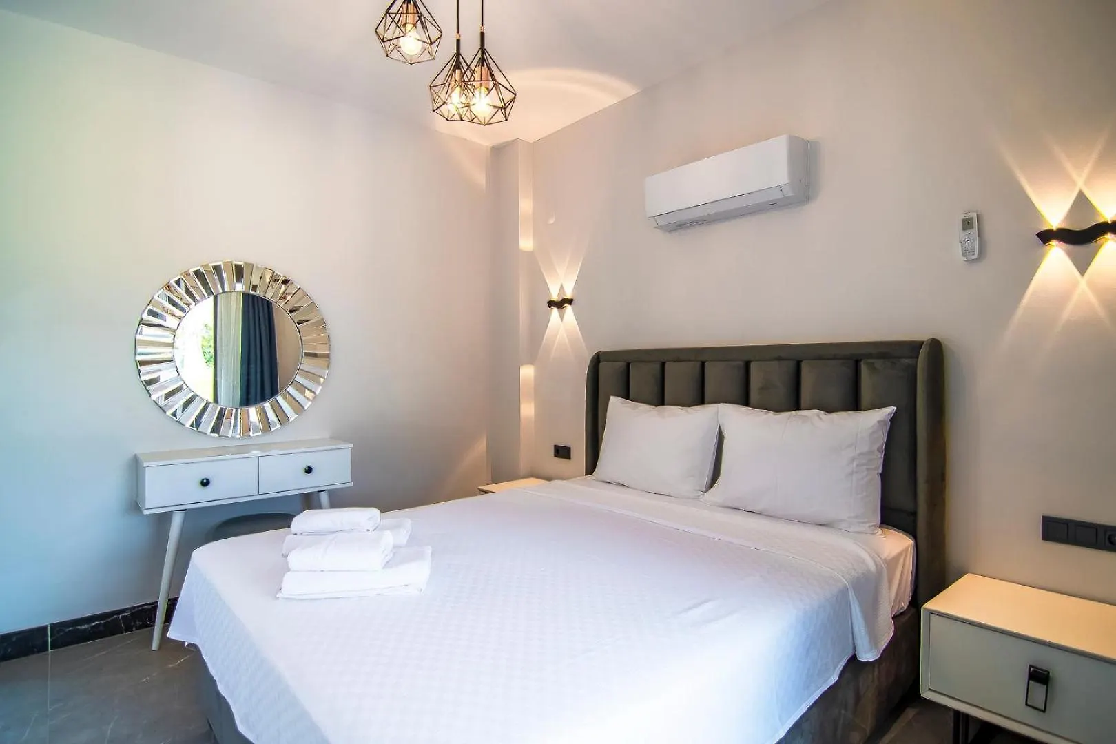 Plaja Yakin Lueks Villa Fethiye